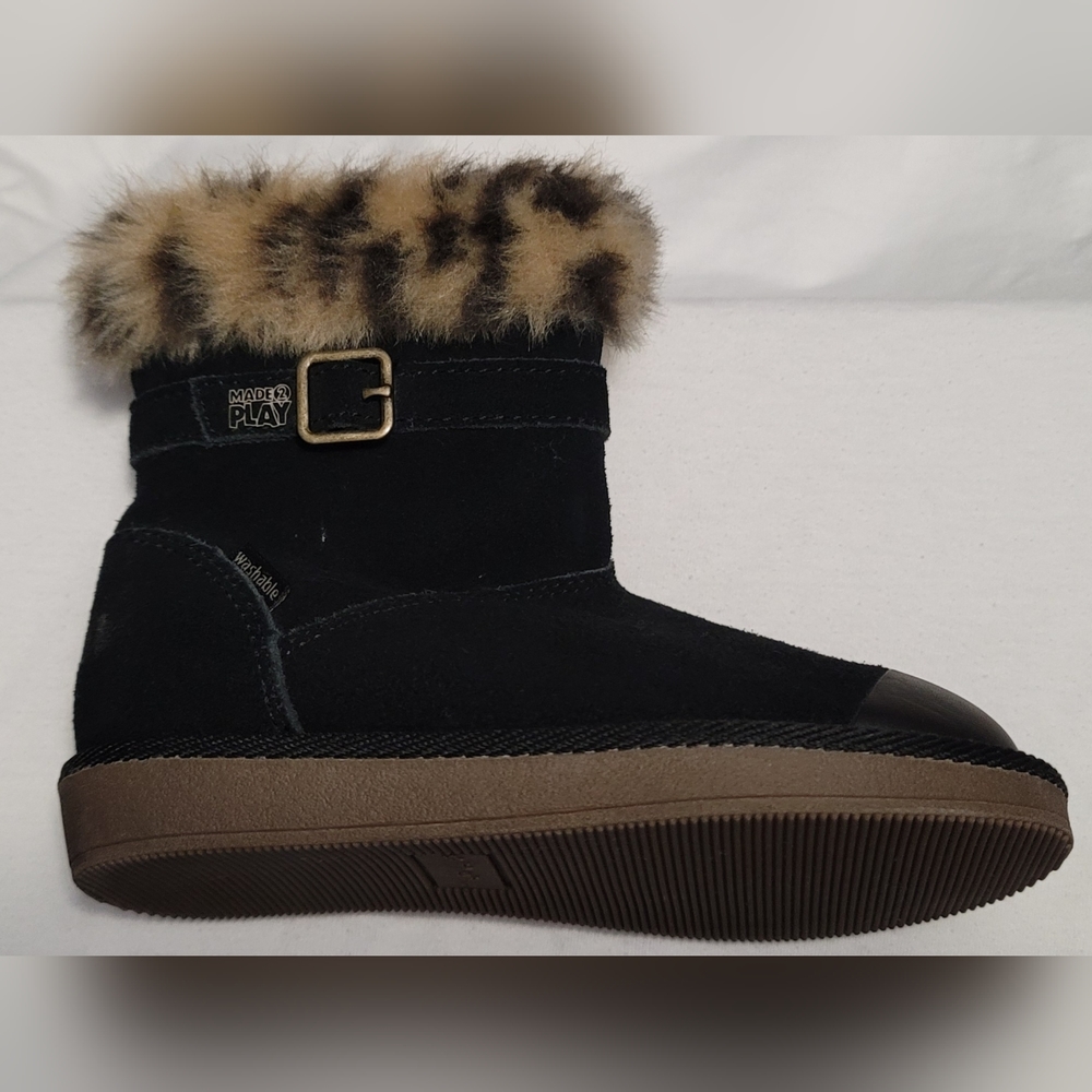 NWOT Made 2 Play Stride Rite Boots - size 9M